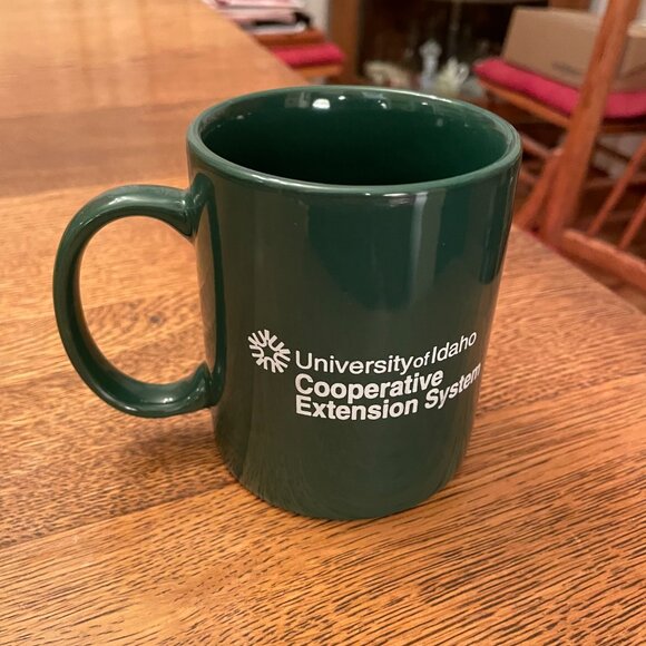 Master Gardener: University of Idaho Cooperative Extension System Coffee Cup Mug - Picture 3 of 5